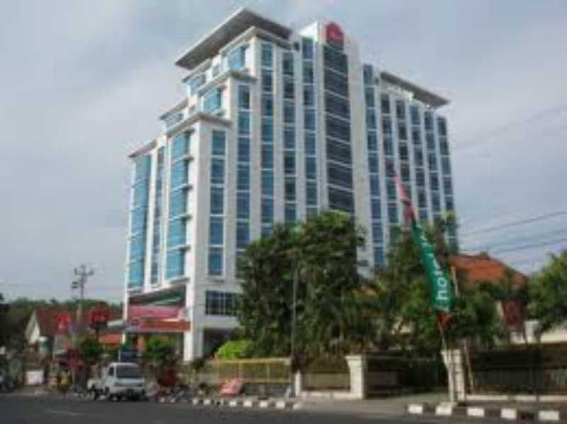 Hotel Ibis Semarang Simpang Lima Bagian luar foto